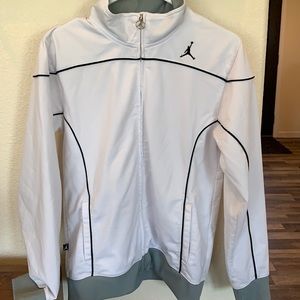 Boys Jordan zip up sweatshirt size L 16/18